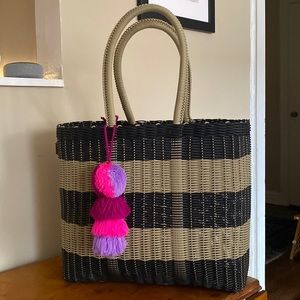Squeeze De Citron Woven Recyclable Plastic Tote/Beach Bag